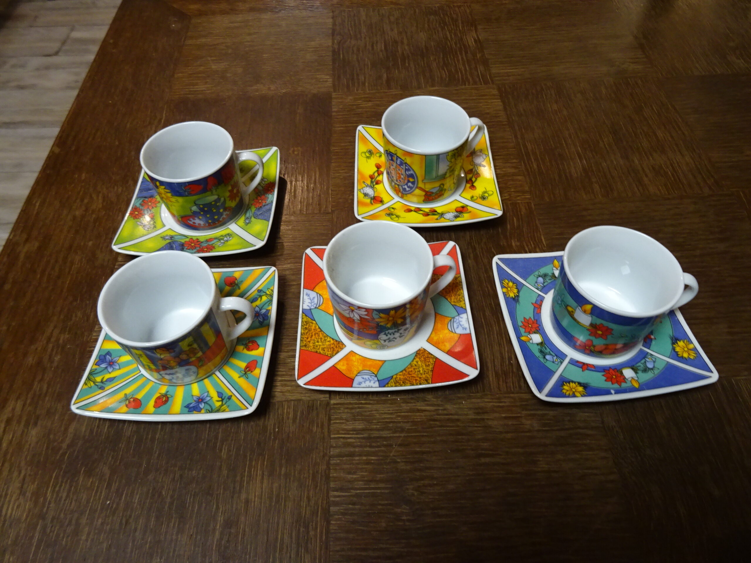 Tasse et sous-tasse