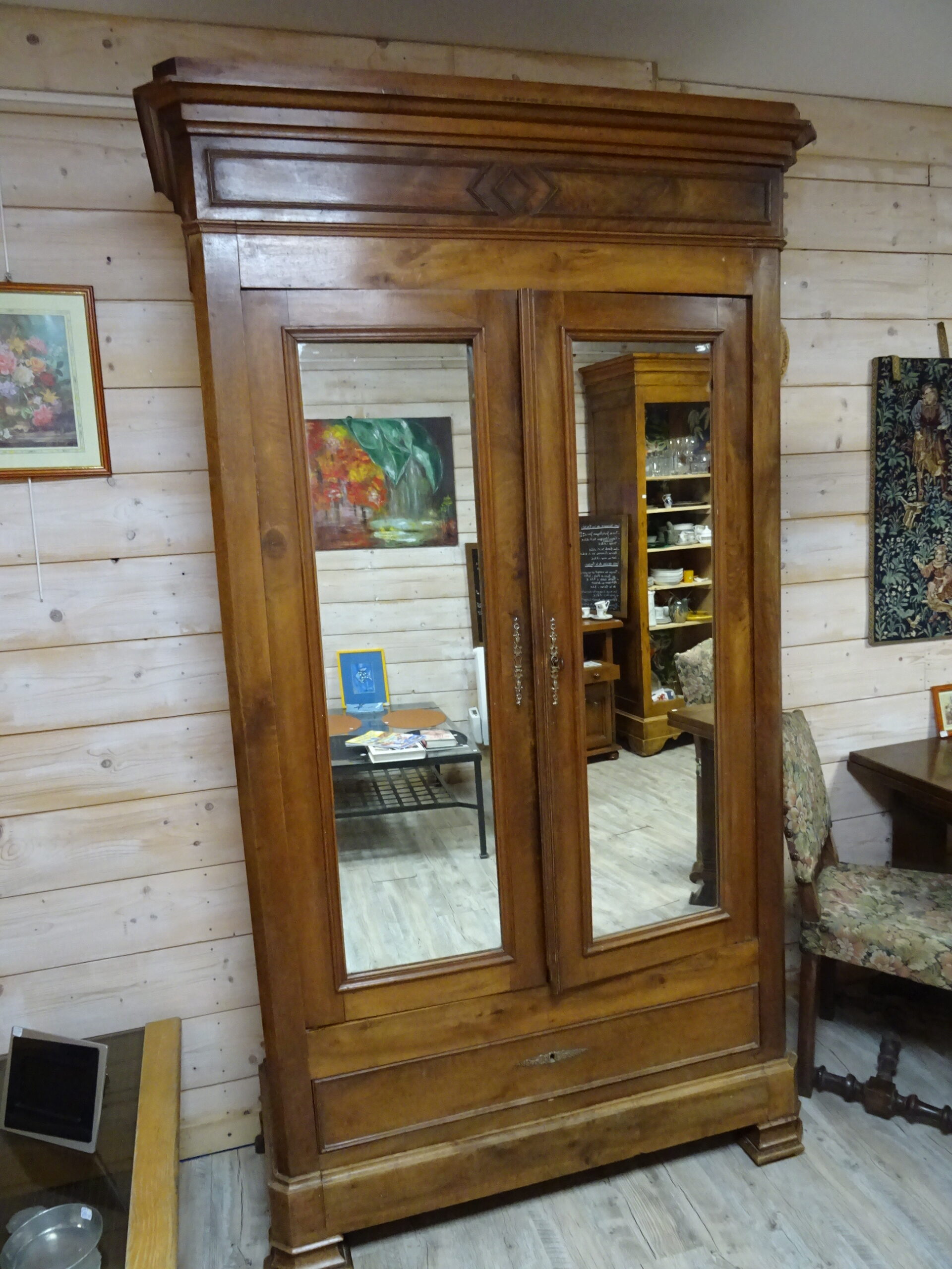 Armoire